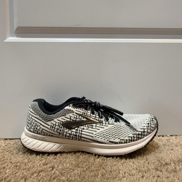 Brooks Shoes - Brooks Revel 3 Shoes Womens Sz 6.5B White Running Cushioned Sneakers 1203021B121